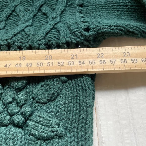 Cape Isle Knitters Vintage Evergreen Chunky Knit Popcorn Cardigan - Picture 8 of 10